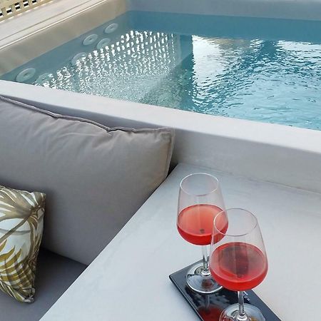 *** Boutique Syntagma Apartment W/ Plunge Pool *** เอเธนส์ ภายนอก รูปภาพ