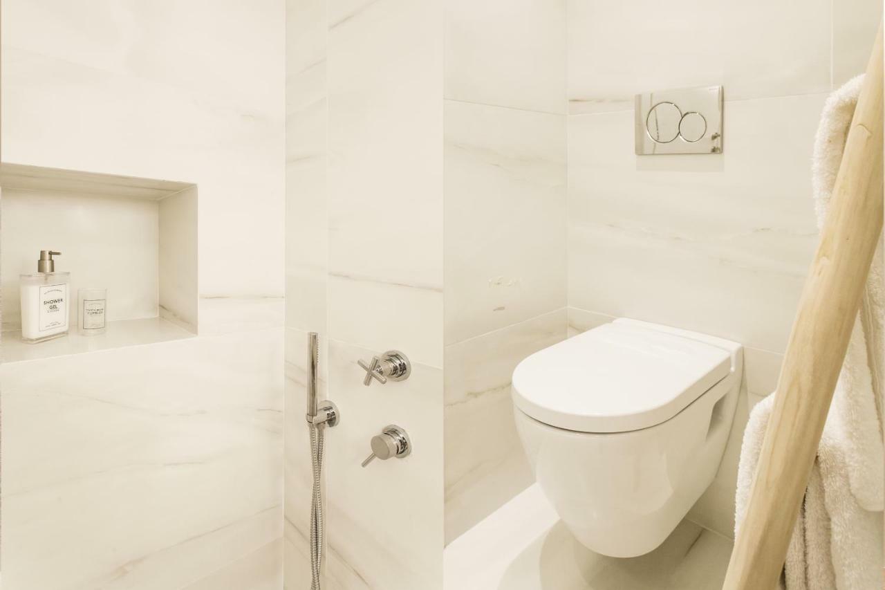 *** Boutique Syntagma Apartment W/ Plunge Pool *** เอเธนส์ ภายนอก รูปภาพ